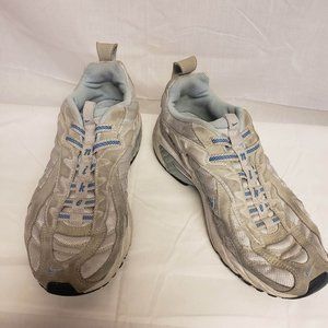 Women's Nike Slip-ons